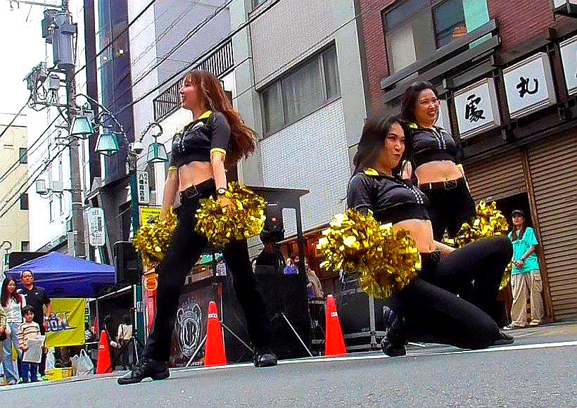 熱演サンロッカーガールズは動画も見てね